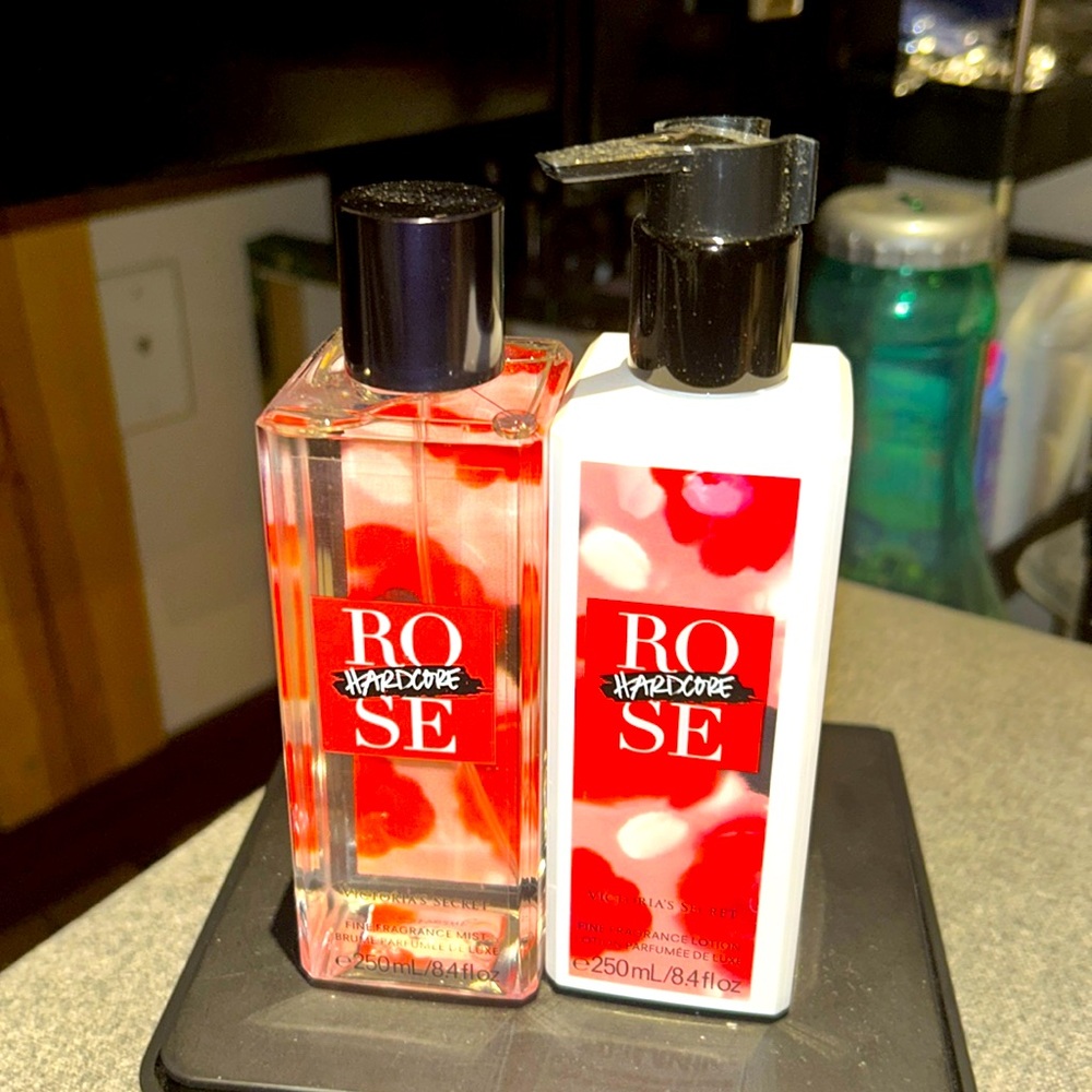 Victoria’s Secret Hardcore Rose Set